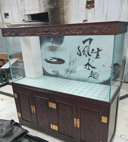 濱州魚缸定做:魚缸定做需要注意什么細節(jié)問題 魚缸百科