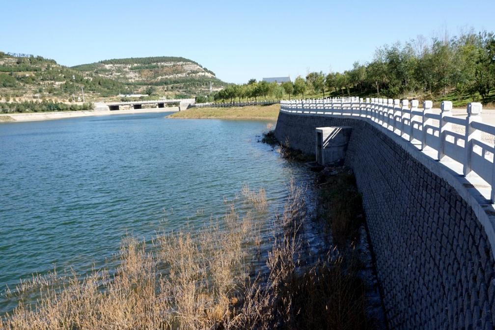 通遼魚池建設(shè)