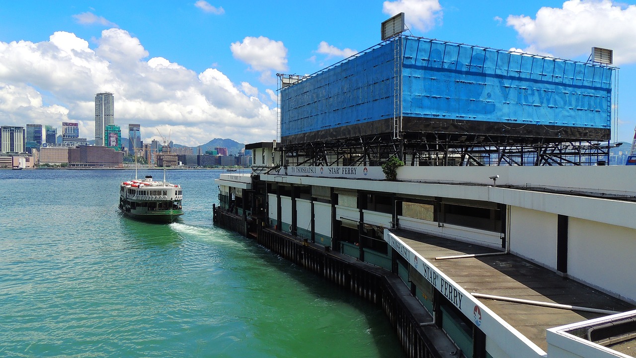 固原市原州區(qū)魚樂空間水族館 （固原市原州區(qū)魚樂空間水族館電話） 全國水族館企業(yè)名錄 第1張