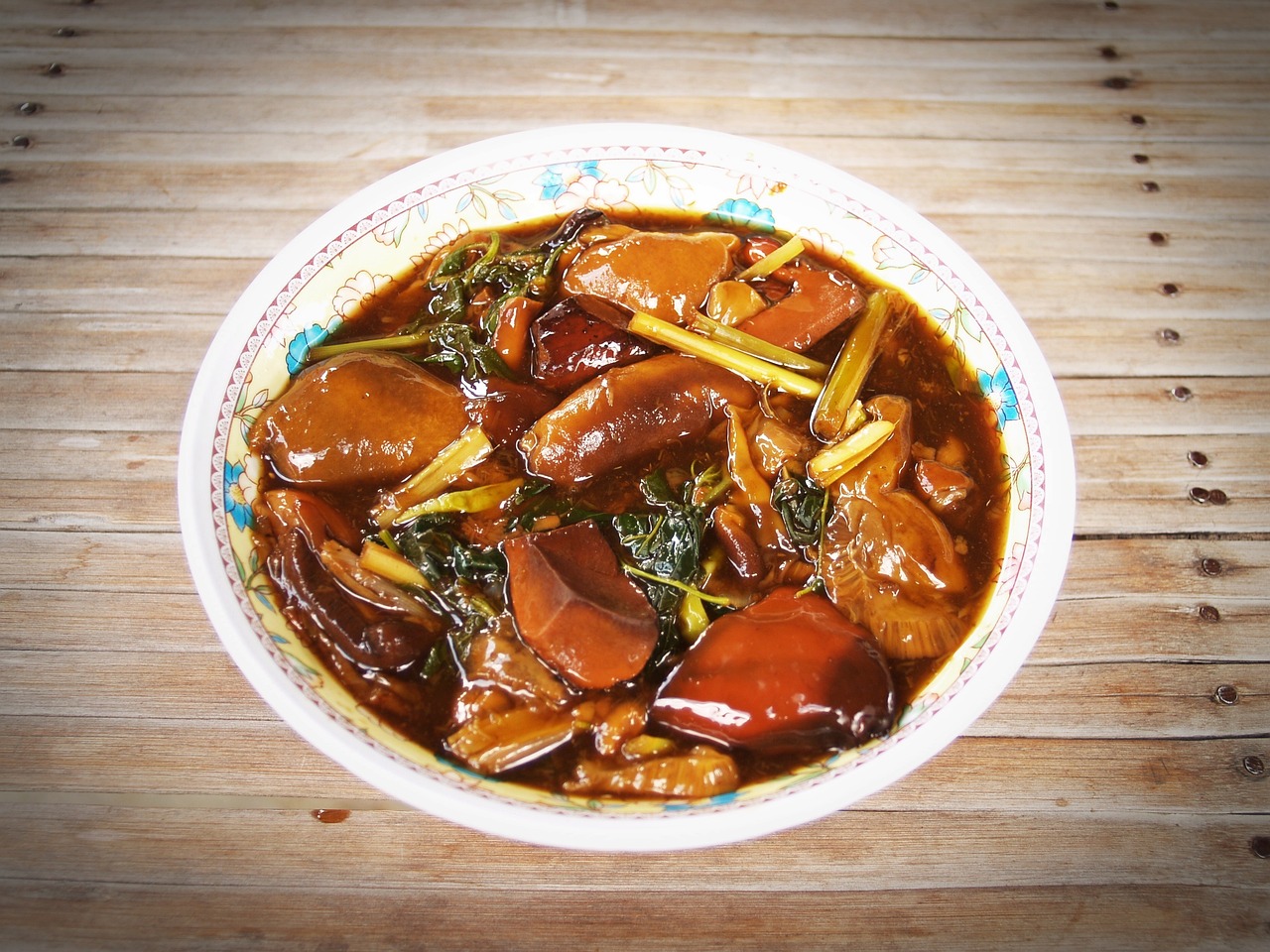 魚缸養(yǎng)烏魚水位多高最好，魚缸養(yǎng)烏魚水位多高最好看 養(yǎng)魚知識 第1張