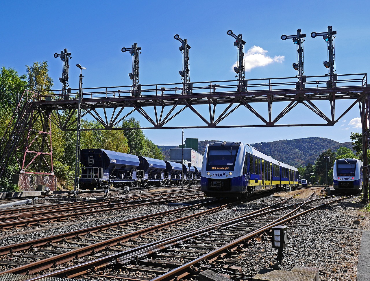 青島高校重工機(jī)械制造有限公司（青島高校重工機(jī)械制造有限公司怎么樣）