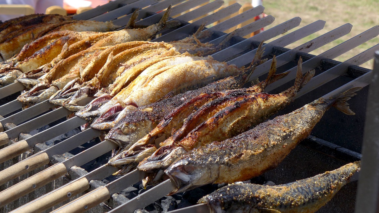 魚缸造景簡單大缸圖片大全（魚缸造景簡單大缸圖片大全欣賞） 錦鯉池魚池建設(shè) 第2張