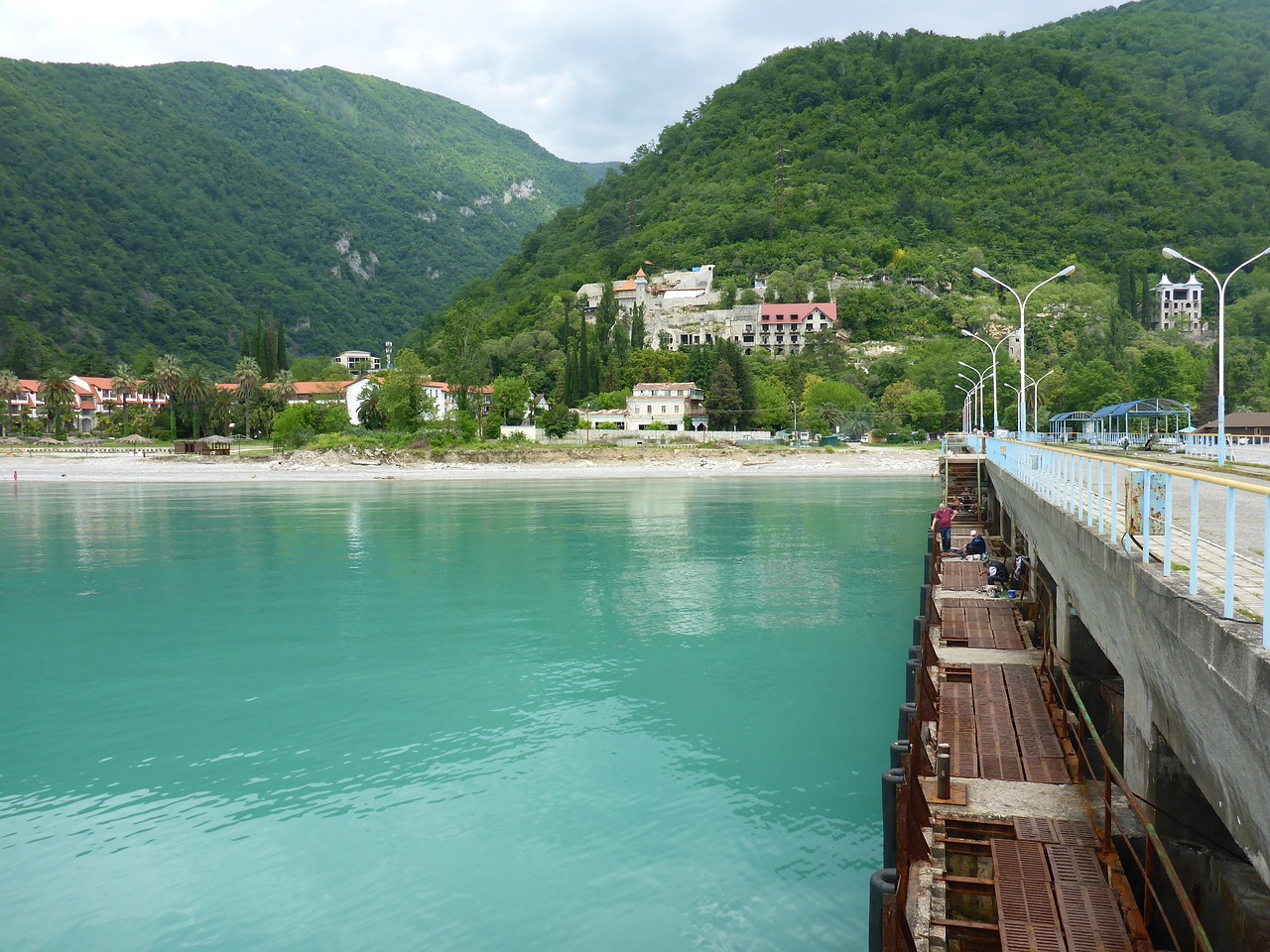 靈石縣翠峰鎮(zhèn)水峪村橋頭花鳥魚店（靈石縣翠峰鎮(zhèn)水峪村橋頭花鳥魚店電話） 全國水族館企業(yè)名錄 第2張