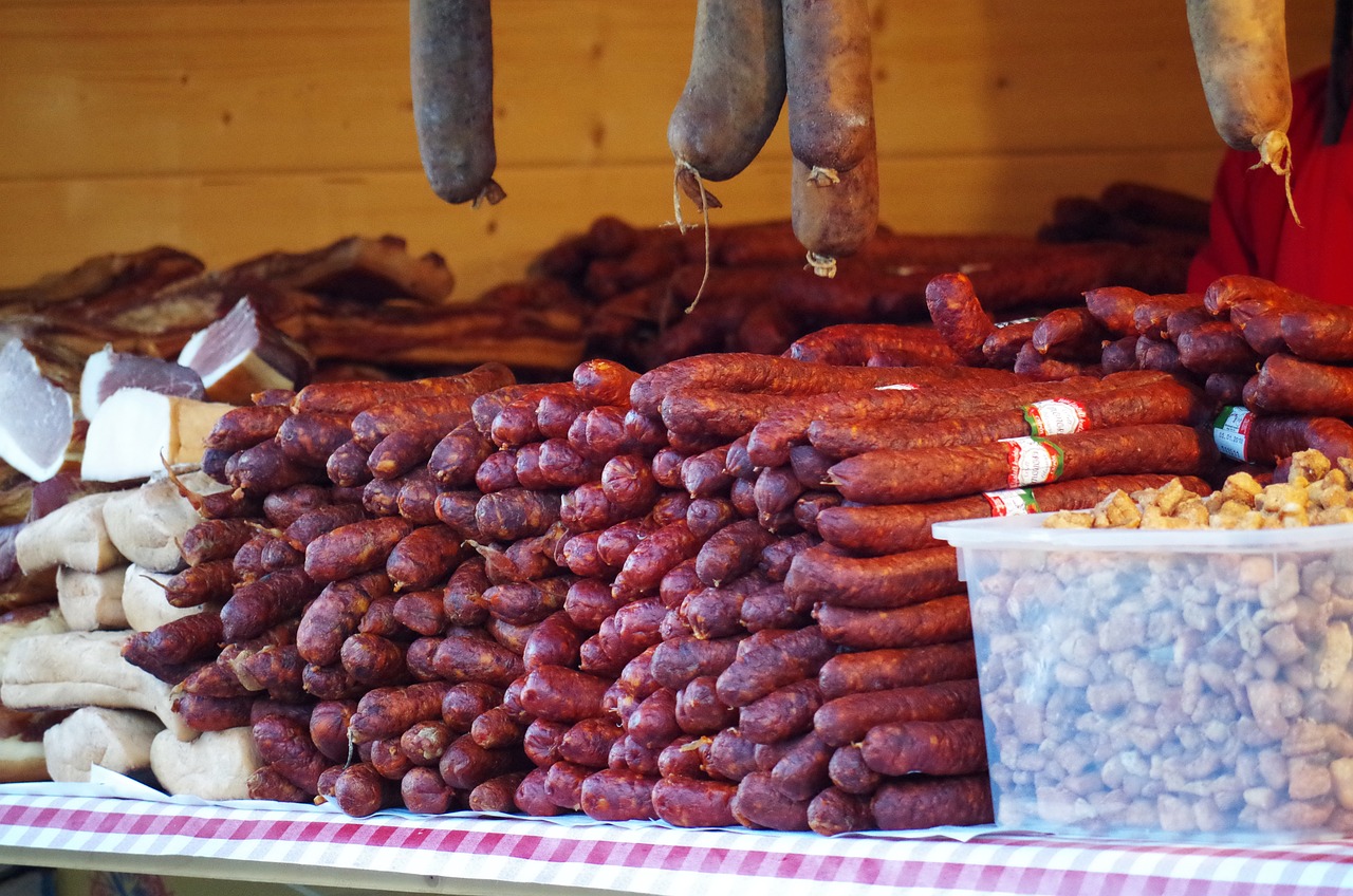 內(nèi)江市東興區(qū)一窖香食品經(jīng)營(yíng)部（內(nèi)江市東興區(qū)一窖香食品經(jīng)營(yíng)部地址）