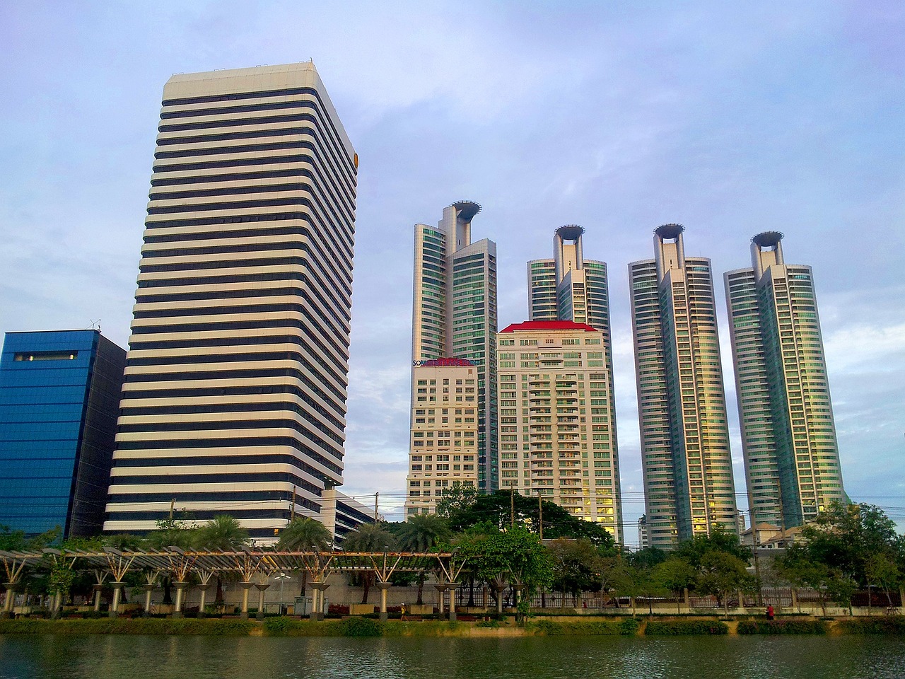 園林魚缸造景圖片欣賞視頻 魚缸圓缸造景 泰國虎魚（泰虎）