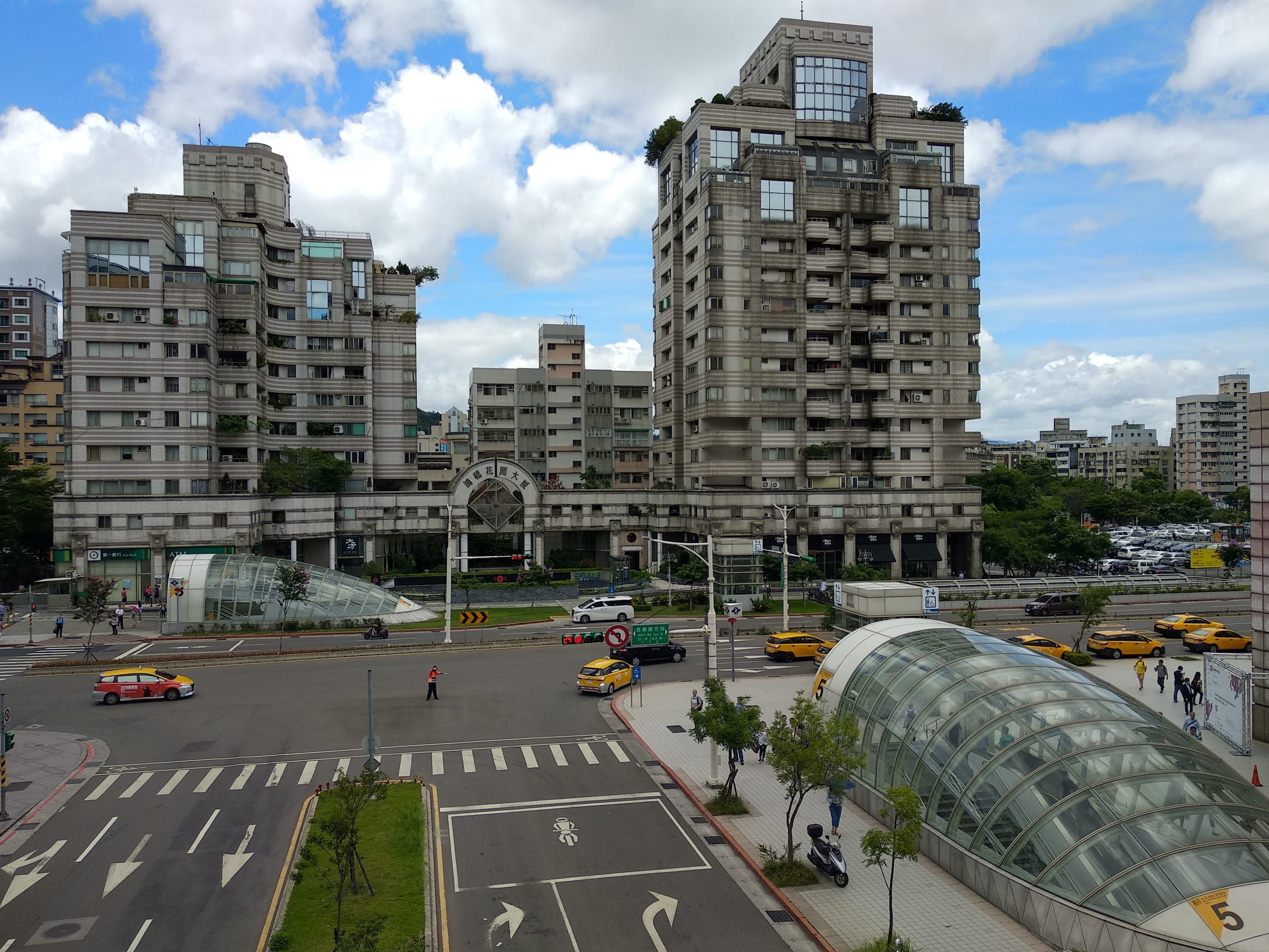 芳村花鳥市場哪個地鐵口(去芳村花鳥市場坐地鐵幾號線) 觀賞魚水族批發(fā)市場 第1張