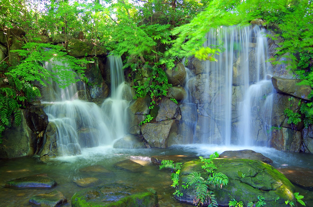 魚缸造景 河卵石（1.2米魚缸不做草缸怎么造景） 廣州景觀設計 第1張