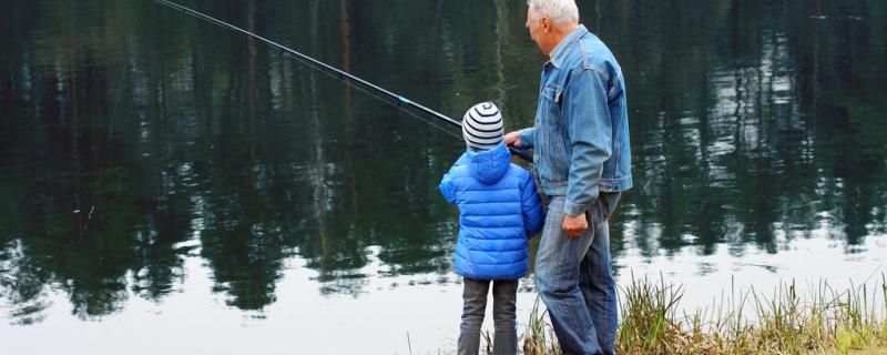 玉米粒能釣魚嗎用玉米釣魚是熟的好還是生的好