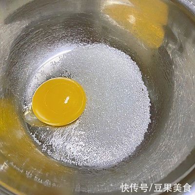 金龍魚身上發(fā)白怎么辦 龍魚百科 第2張