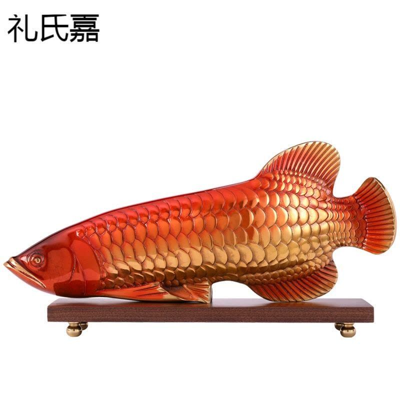 辦公室養(yǎng)紅龍魚的寓意和象征：辦公室擺放金龍魚擺件有益嗎？