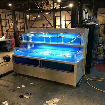 大型魚缸用什么玻璃最好：大型魚缸安裝大型魚缸安裝大型魚缸玻璃材質(zhì)的選擇 魚缸百科 第1張