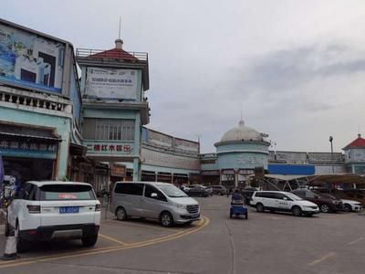 花地灣水族批發(fā)市場搬了沒？：花地灣水族批發(fā)市場已經(jīng)搬遷原市場位于廣州市荔灣區(qū)龍溪大道海中北路1號