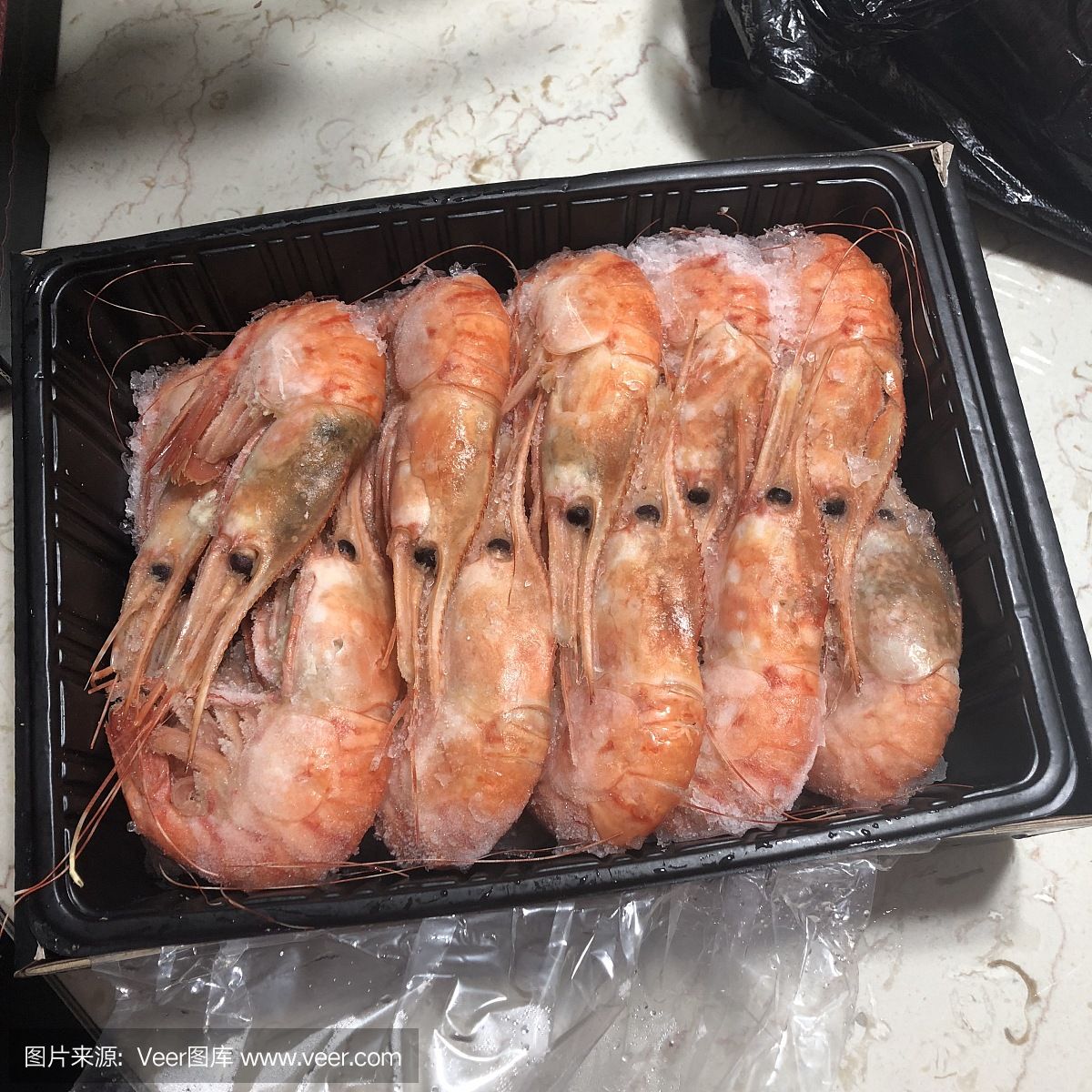 冷凍蝦怎么喂龍魚飼料：喂食龍魚冷凍蝦需要注意以下幾個步驟和注意事項 龍魚百科 第2張