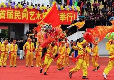 懷集龍魚舞在肇慶表演：懷集龍魚舞在肇慶市表演 龍魚百科 第2張