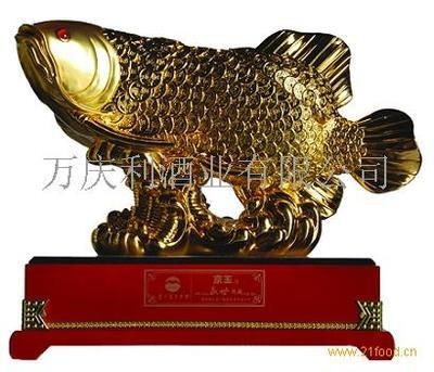 龍魚烤燈有用嗎：龍魚烤燈對(duì)龍魚的發(fā)色有幫助嗎，龍魚烤燈有用嗎 龍魚百科 第2張