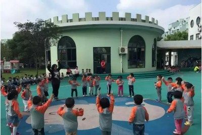 上海靜安區(qū)小龍魚幼兒園教學質(zhì)量和環(huán)境有著較好的口碑：上海市靜安區(qū)小龍魚幼兒園