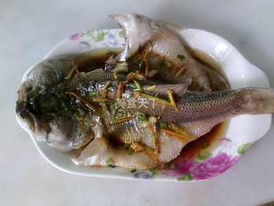 龍魚炒什么好吃又簡(jiǎn)單呢？：龍魚炒什么好吃又簡(jiǎn)單3種烹飪方式，龍魚炒飯營(yíng)養(yǎng)豐富