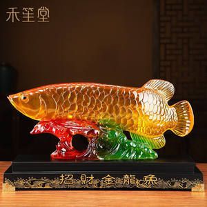 金龍魚擺件怎么擺魚頭朝向：客廳金龍魚擺件魚頭朝向擺哪里好