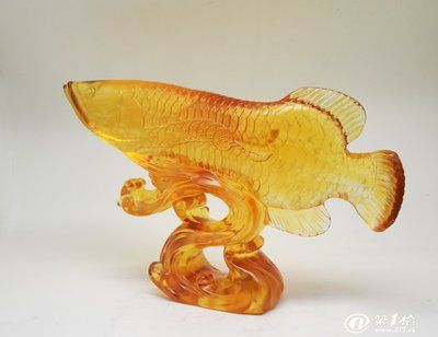 金龍魚琉璃擺件寓意【金龍魚琉璃擺件】