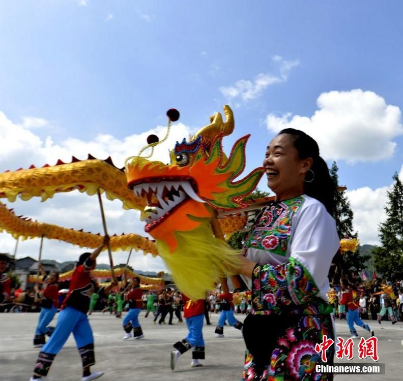 湘西土家族苗族自治州龍魚vs祥龍魚場(chǎng)（湘西土家族苗族自治州的龍魚專賣店可能提供多種類的龍魚品種） 全國(guó)水族館企業(yè)名錄 第2張