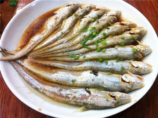 刀魚搭配什么食材更美味，刀魚燉白菜的烹飪技巧刀魚燉白菜的烹飪技巧