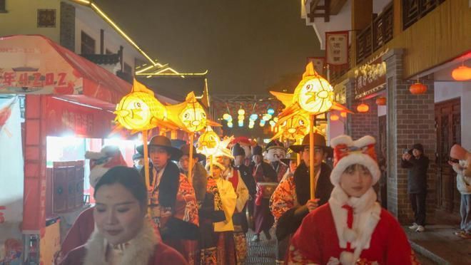 祥龍水族聯(lián)盟新春送?；顒?dòng)詳情（祥龍水族聯(lián)盟開展新春送福活動(dòng)） 水族館百科（水族館加盟） 第4張