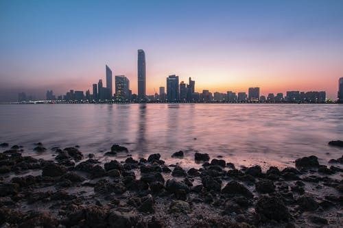 水族館餐廳的店名字怎么取好聽點(diǎn)（如何為水族館餐廳取一個(gè)好聽且富有內(nèi)涵的店名）