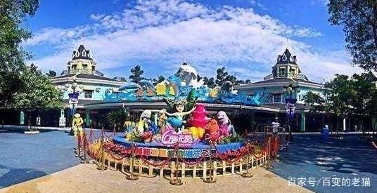 水族館簡介（水族館是一個展示，海洋生物多樣性的地方）