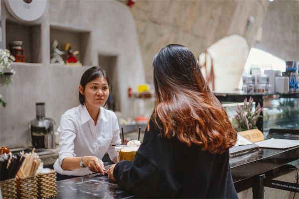 水族館取什么名字好一點(diǎn)（創(chuàng)意水族館品牌logo設(shè)計(jì)分析水族館營銷策略）