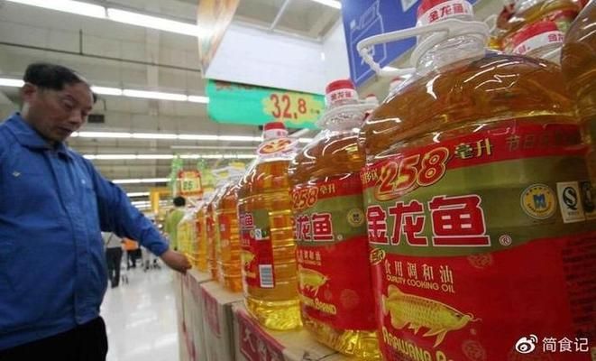 金龍魚那個品種價值高些：金龍魚品種有哪些？如何區(qū)分金龍魚品種的高低價值？ 水族問答 第1張