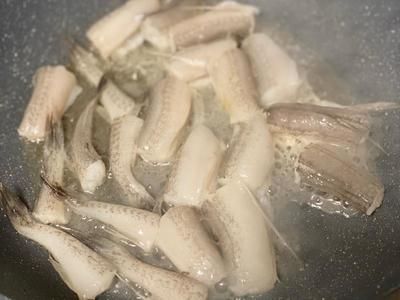 龍魚片家常做法：幾種龍魚片的家常做法，每一種都有其獨特的風味和烹飪技巧 龍魚百科 第5張