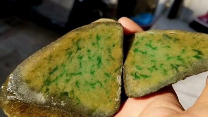 龍魚的喂食量表：關(guān)于龍魚的喂食量表 水族問答 第2張