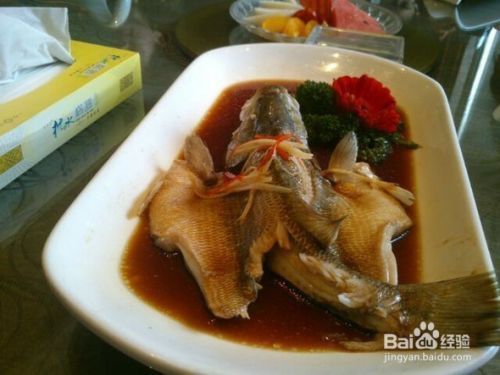 龍魚食物卡在喉嚨里怎么辦vs祥龍魚場：如何處理龍魚食物卡喉的情況 vs祥龍魚場 第3張