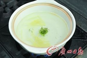 龍魚食用油執(zhí)行標(biāo)準(zhǔn)查詢vs祥龍魚場：祥龍魚食用油執(zhí)行標(biāo)準(zhǔn)嚴(yán)格遵循國家食品安全標(biāo)準(zhǔn) vs祥龍魚場 第3張